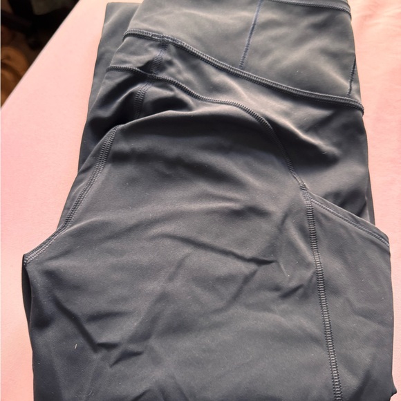 lululemon Navy Fast and Free Leggings - Picture 4 of 4